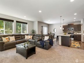 2406 Garfield Place SE, Port Orchard WA 98366