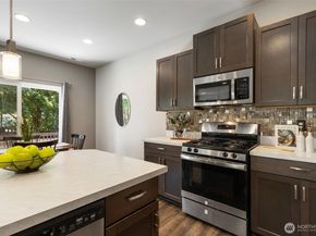 2406 Garfield Place SE, Port Orchard WA 98366