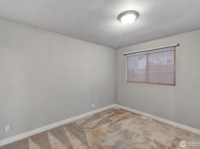 7843 NE 146th Street, Kenmore WA 98028
