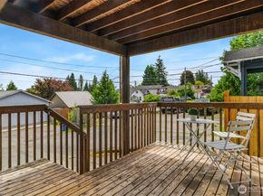 3629 Wetmore Avenue B, Everett WA 98201
