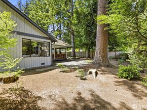 1805 Village Green Drive 17, Mill Creek WA 98012