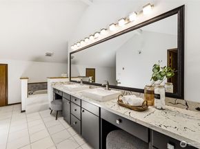 1805 Village Green Drive 17, Mill Creek WA 98012