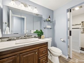 1805 Village Green Drive 17, Mill Creek WA 98012