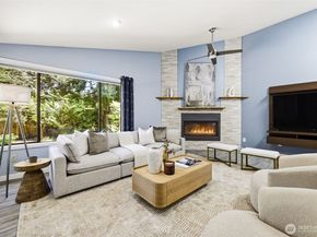 1805 Village Green Drive 17, Mill Creek WA 98012