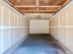 907 N 163rd Street A32, Shoreline WA 98133