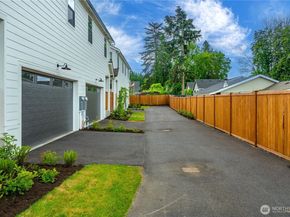 4285 Stossel Avenue B, Carnation WA 98014