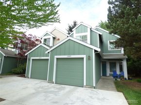 15878 NE 93rd Way 1503, Redmond WA 98052