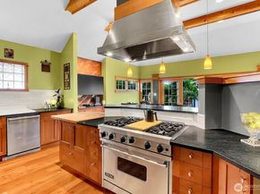 4229 46th Avenue S, Seattle WA 98118