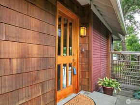 4229 46th Avenue S, Seattle WA 98118