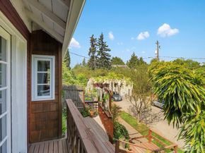 4229 46th Avenue S, Seattle WA 98118