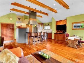 4229 46th Avenue S, Seattle WA 98118