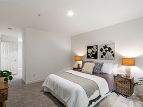 8350 NE 140th Street, Kirkland WA 98034