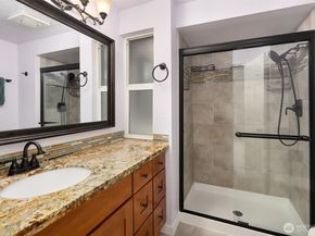 11821 SE 67th Place, Bellevue WA 98006