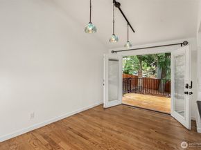 11821 SE 67th Place, Bellevue WA 98006
