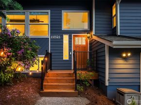 11821 SE 67th Place, Bellevue WA 98006