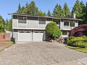 10914 165TH Place NE, Redmond WA 98052