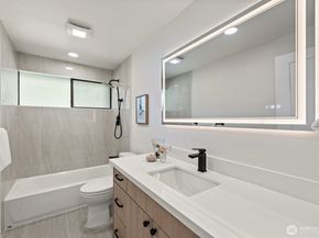 10914 165TH Place NE, Redmond WA 98052