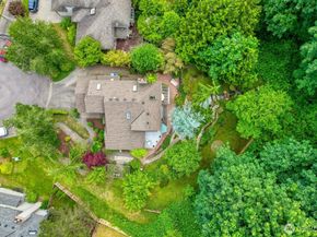 15827 SE 156th Court, Renton WA 98058
