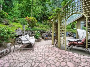 15827 SE 156th Court, Renton WA 98058