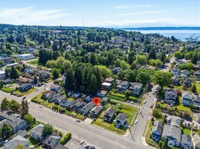 3310 Rucker Avenue, Everett WA 98201