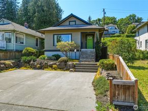 3310 Rucker Avenue, Everett WA 98201