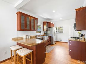 3310 Rucker Avenue, Everett WA 98201