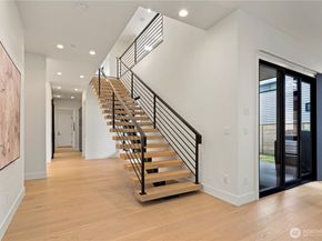 4605 108th Avenue NE, Kirkland WA 98033