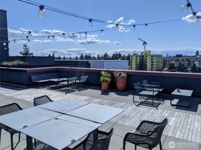 1085 103rd Avenue NE 406, Bellevue WA 98004