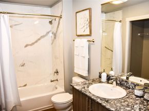 1085 103rd Avenue NE 406, Bellevue WA 98004