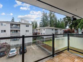 845 NE 125th Street 404, Seattle WA 98125