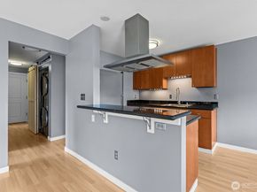 845 NE 125th Street 404, Seattle WA 98125