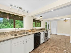 5630 21st Avenue SW, Seattle WA 98114