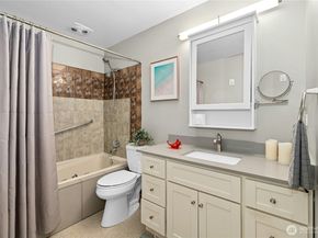 5630 21st Avenue SW, Seattle WA 98114