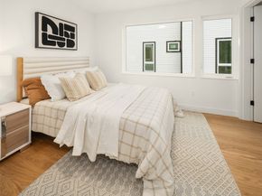 542 W Barrett Street, Seattle WA 98109