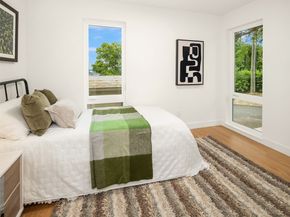 542 W Barrett Street, Seattle WA 98109