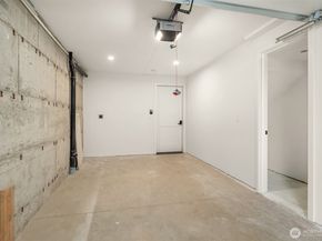 542 W Barrett Street, Seattle WA 98109