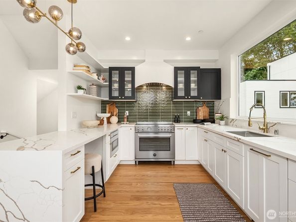 542 W Barrett Street, Seattle WA 98109