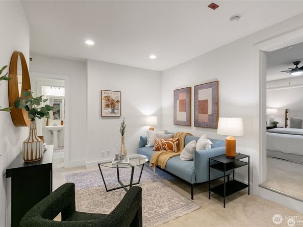 117 John Street 9, Seattle WA 98109