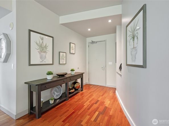 900 Lenora Street W300, Seattle WA 98121