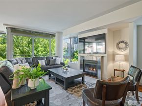 900 Lenora Street W300, Seattle WA 98121