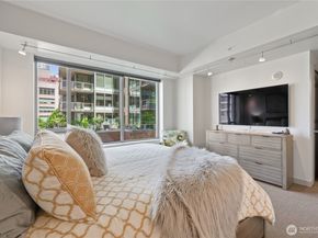 900 Lenora Street W300, Seattle WA 98121