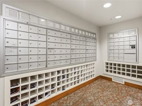 1545 NW 57th St 611, Seattle WA 98107