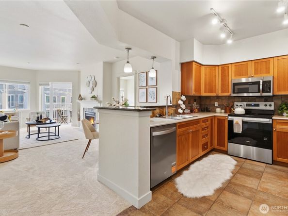 1545 NW 57th St 611, Seattle WA 98107