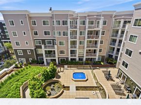 1545 NW 57th St 611, Seattle WA 98107