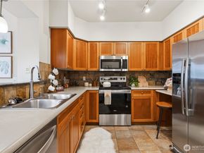 1545 NW 57th St 611, Seattle WA 98107