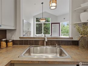 13000 Admiralty Way A303, Everett WA 98204