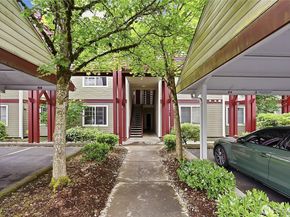 13000 Admiralty Way A303, Everett WA 98204