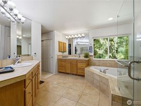 14555 Kingscross Circle NW, Silverdale WA 98383