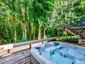 14555 Kingscross Circle NW, Silverdale WA 98383