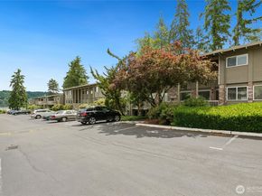 4050 W Lake Sammamish Pkwy NE 103, Redmond WA 98052